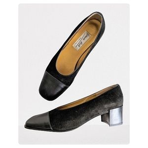 vintage 90's cap toe pumps